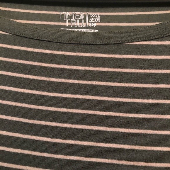 Time & Tru Classic Boatneck T-shirt Sz 2X - Picture 2 of 8